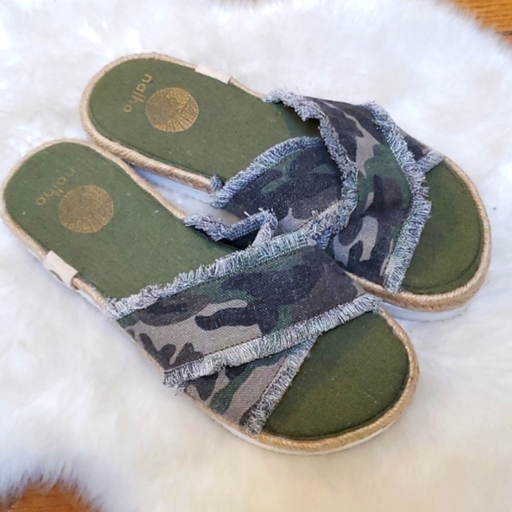 Nahlo Size 8 Kamala Camo Slip-On Flat Form Slides Size 8 - Picture 3 of 9